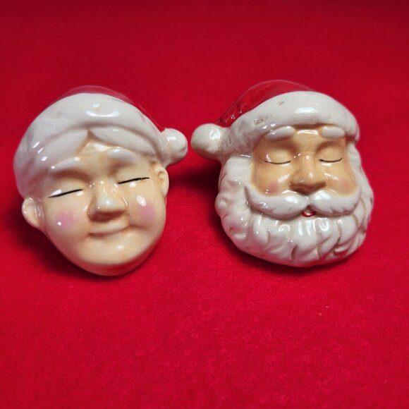 Santa Head Salt and Pepper Shakers Christmas Mrs Santa and Santa - Picture 10 of 13